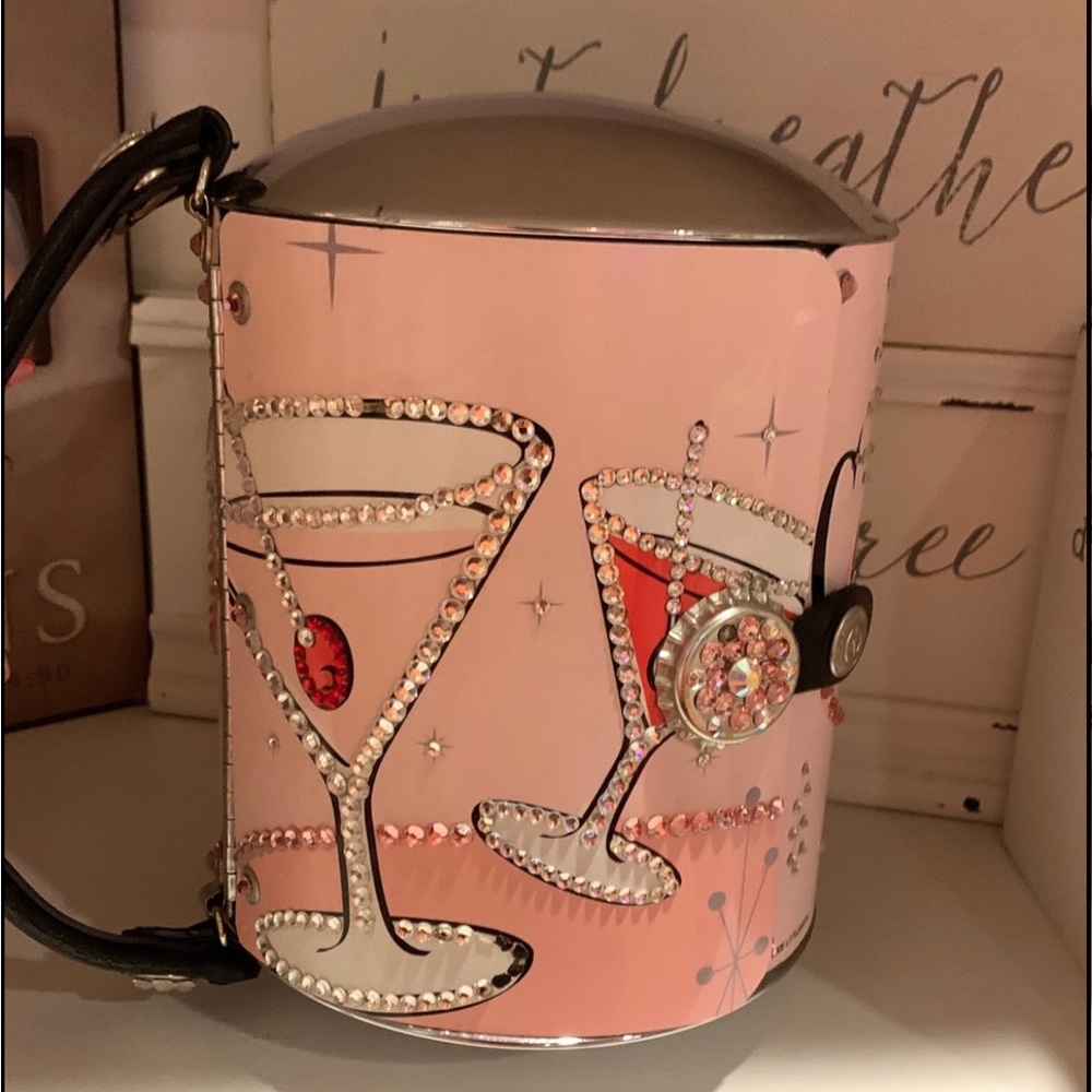 LITTLE EARTH ITS COCKTAIL TIME LICENSE PLATE PURSE